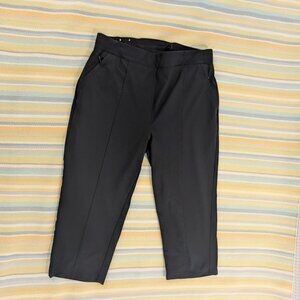 ⭐ Columbia PFG Black cropped capri pants size Medium